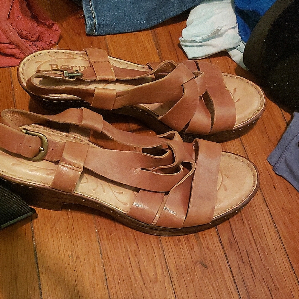 Born leather heeled sandals